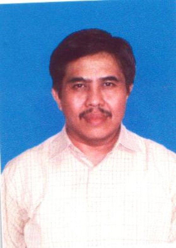 dr. Budhi Supraptono, Sp. M