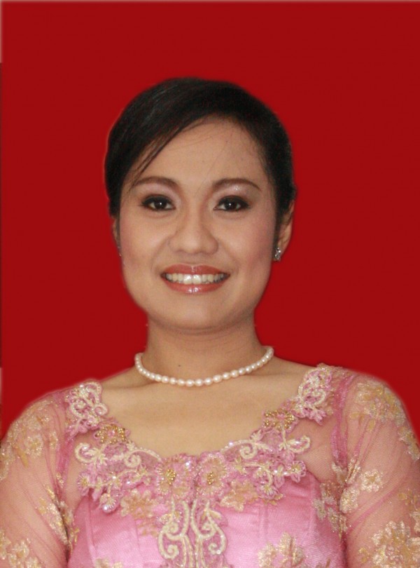 dr. Santi Wuriyani, Sp. M
