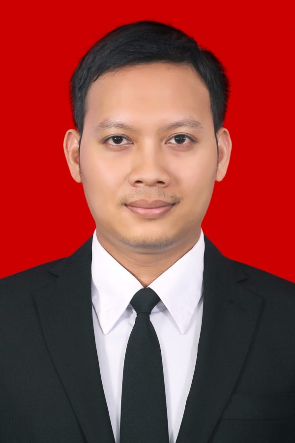 dr. Gusti Zidni Fahmi