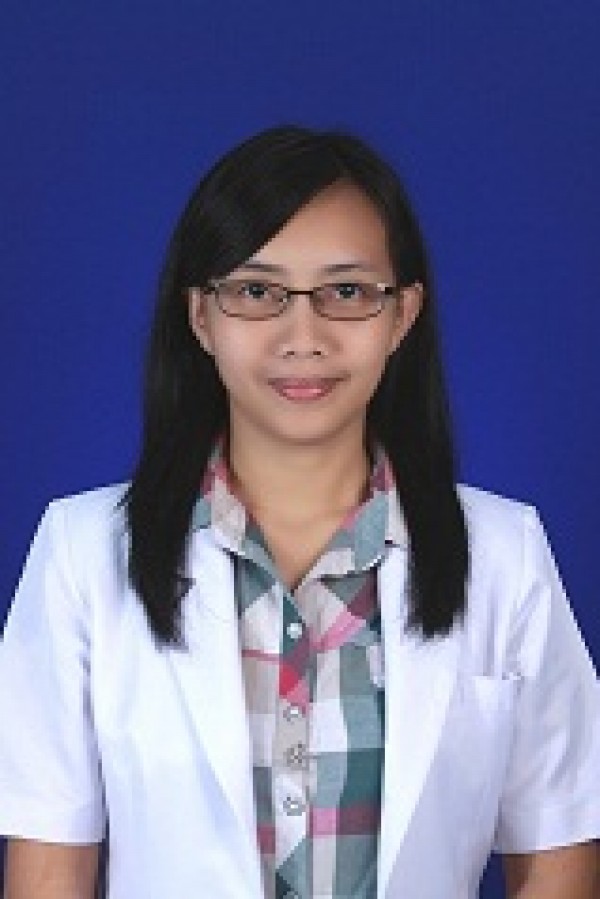 dr. Mandasari Mahdarana, Sp. M